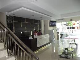 Manado Inn Hotel