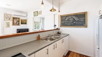 The Vintage Cottage