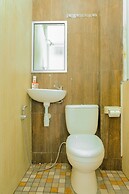 OYO 354 32 Guest House