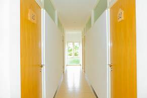 OYO 354 32 Guest House