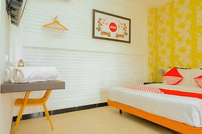 OYO 354 32 Guest House