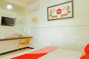 OYO 354 32 Guest House