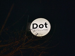 Dot Hostel & Bar