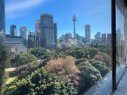 Sydney Hyde Park Paxsafe Apartments