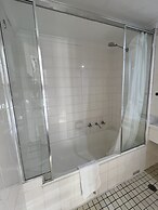 Sydney Hyde Park Paxsafe Apartments