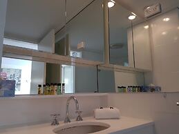 Sydney Hyde Park Paxsafe Apartments