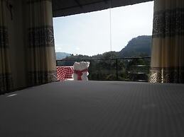 The Onex Paradise Ella