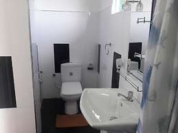 The Onex Paradise Ella