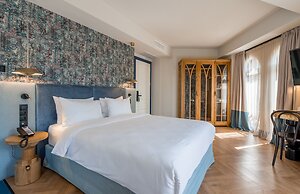 Hotel Abanotubani