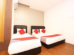 OYO 717 MR J Hotel Wakaf Che Yeh 2