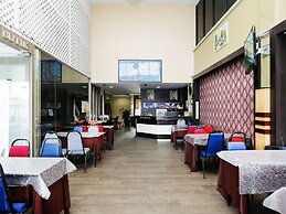 OYO 717 MR J Hotel Wakaf Che Yeh 2