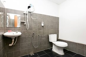 OYO 717 MR J Hotel Wakaf Che Yeh 2