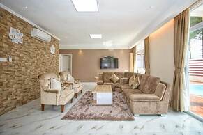 Villa Kota Bunga Puncak 4 Bedroom