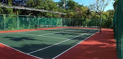 Irvine Comfort Collection 2 bed & 2 Bath