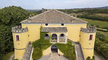 Castello di Serragiumenta