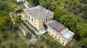 Castello di Serragiumenta