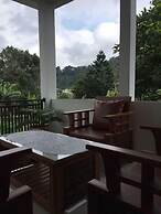 Villa Fahim 1 Puncak 4 Bedroom