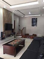 Villa Fahim 1 Puncak 4 Bedroom