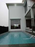 Villa Fahim 2 Puncak 4 Bedroom