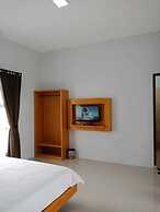 Villa Fahim 2 Puncak 4 Bedroom