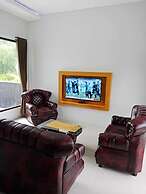 Villa Fahim 2 Puncak 4 Bedroom