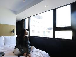 Slow Town Hotel - Glowing