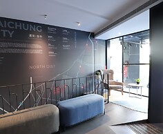 Slow Town Hotel - Glowing