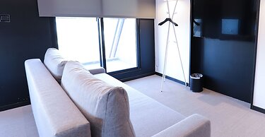 Slow Town Hotel - Glowing