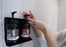 Slow Town Hotel - Glowing