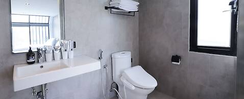 Slow Town Hotel - Glowing