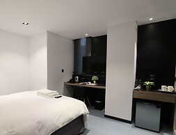 Slow Town Hotel - Glowing