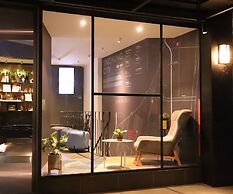 Slow Town Hotel - Glowing