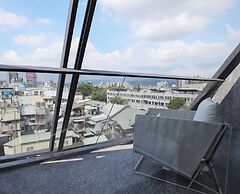 Slow Town Hotel - Glowing