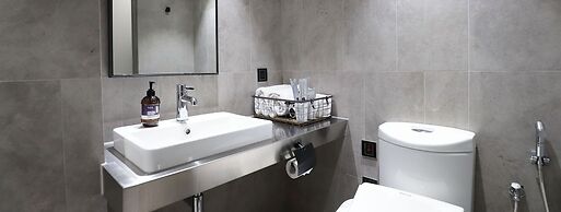 Slow Town Hotel - Glowing