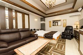 Fun Fun Fun Kingdom - Adults Only