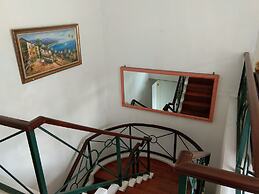 Villa Danau 5 Bedroom for 50 pax