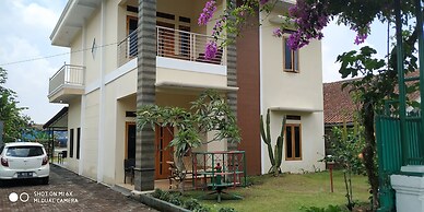 Villa Pribadi Beunying 35 pax