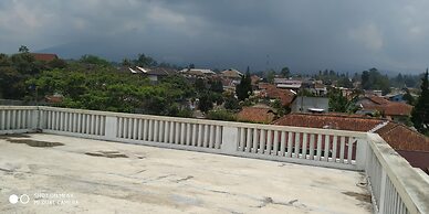 Villa Pribadi Beunying 35 pax