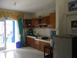 Villa Abdi Cipanas with Swimming Pool