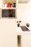 Guest H4U Flores Almada City center