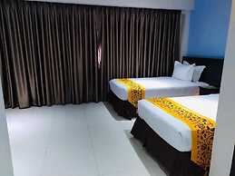 Panorama Summit Hotel