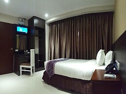 Panorama Summit Hotel