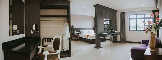 Panorama Summit Hotel