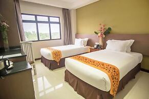 Panorama Summit Hotel