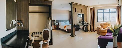 Panorama Summit Hotel