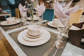 Panorama Summit Hotel