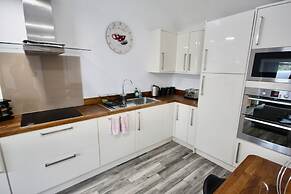 Ferndown Holiday Let