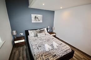 Ferndown Holiday Let