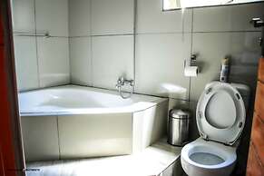 Thavhani Guest House