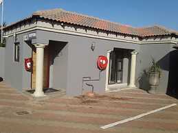 Thavhani Guest House